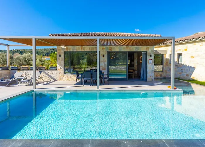 Ersi Villa *