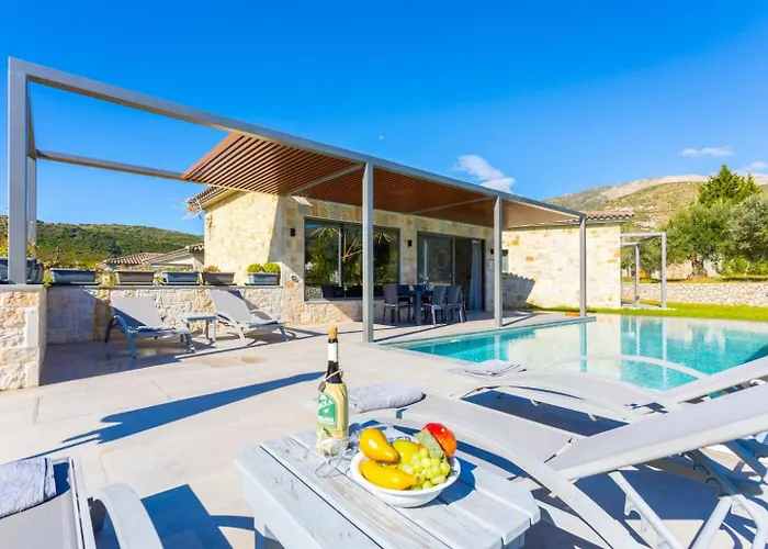 Ersi Villa